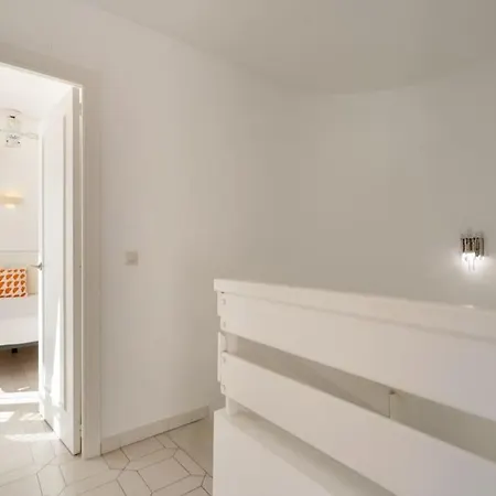 Your Gem By The Sea - 2 Bedroom House